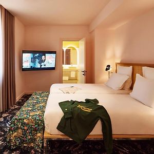 Medium Kamer met een King Size Bed